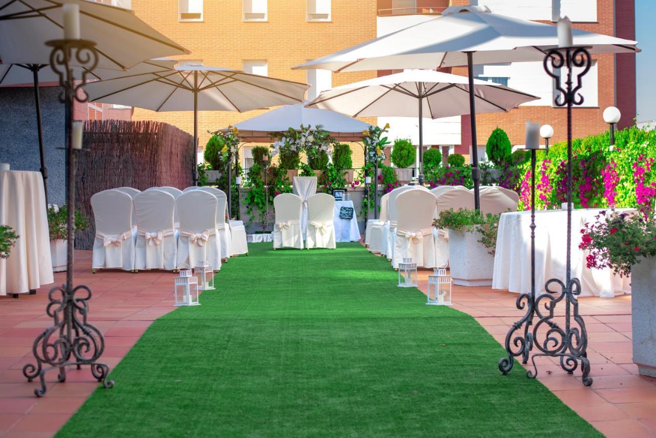 Fc Infantas De Leon Otel Dış mekan fotoğraf