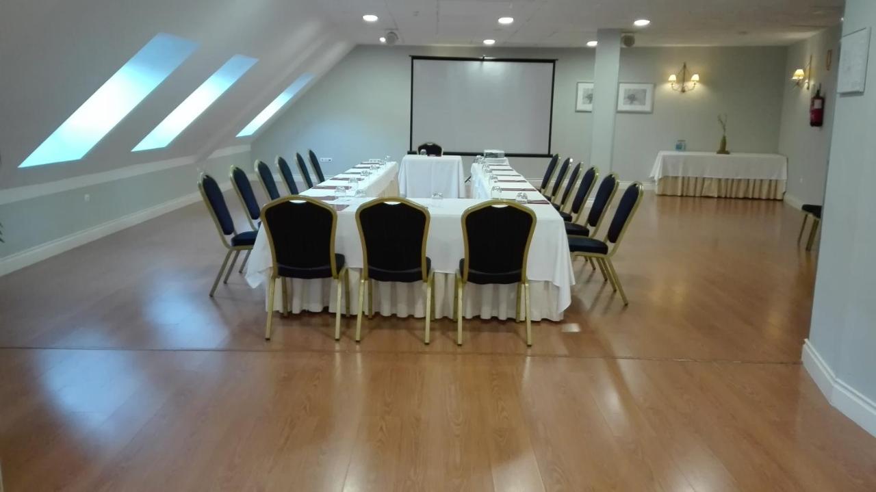 Fc Infantas De Leon Otel Dış mekan fotoğraf