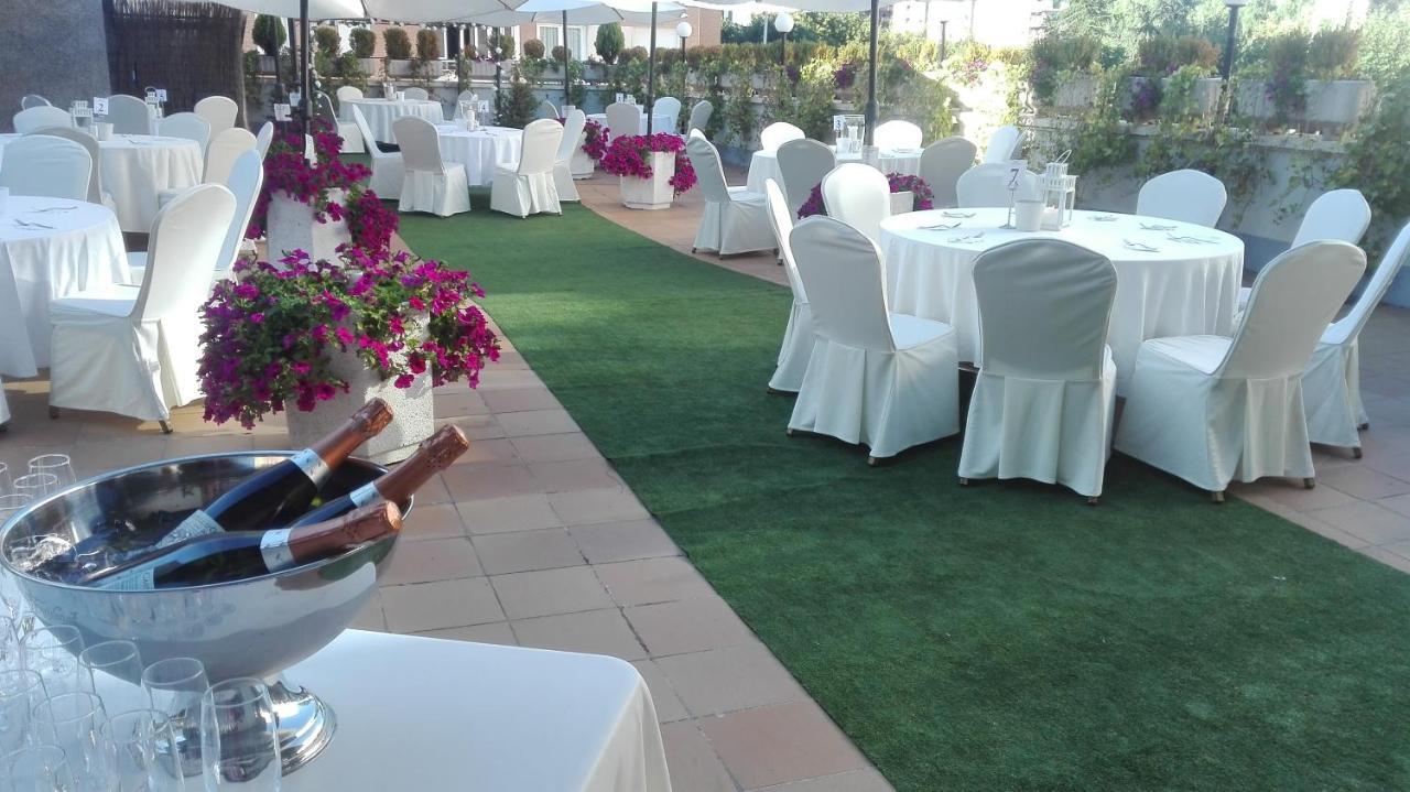 Fc Infantas De Leon Otel Dış mekan fotoğraf